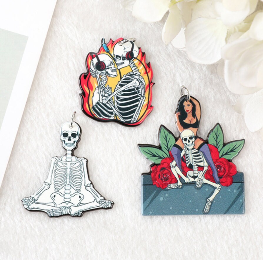 Skull Lovers Acrylic Charm | Dead Skeleton Woman Afro Sexy Nubian | Ref: P4 - Image 5