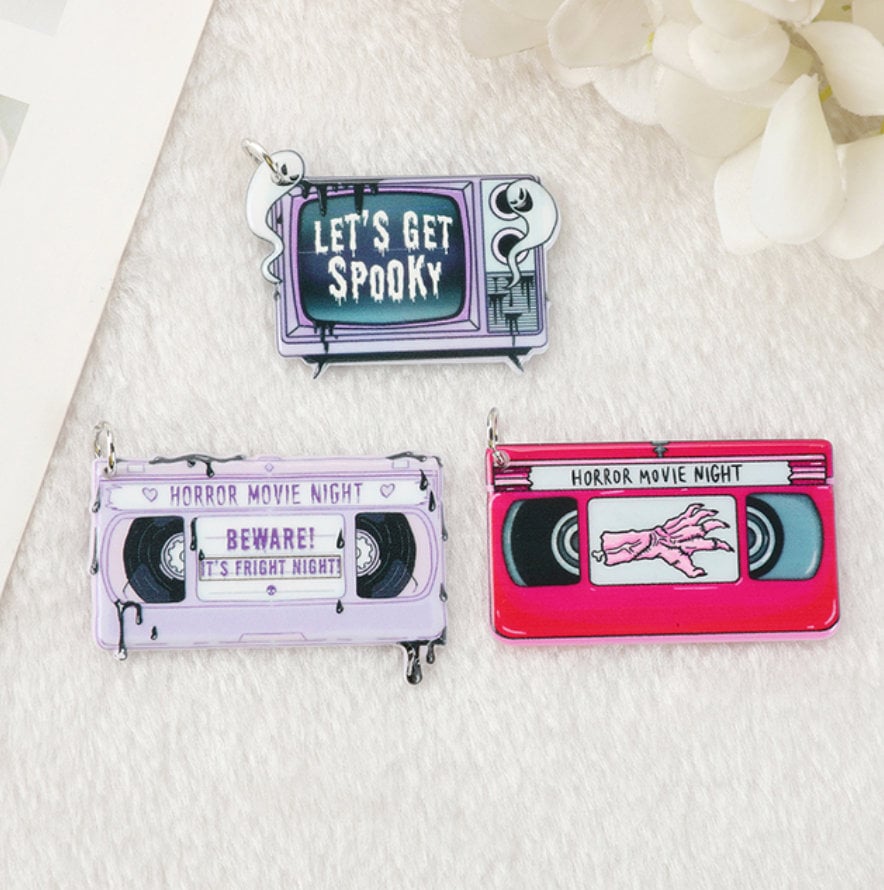 Horror Movie Acrylic Charm – Pastel Goth Spooky TV | Ref: P1