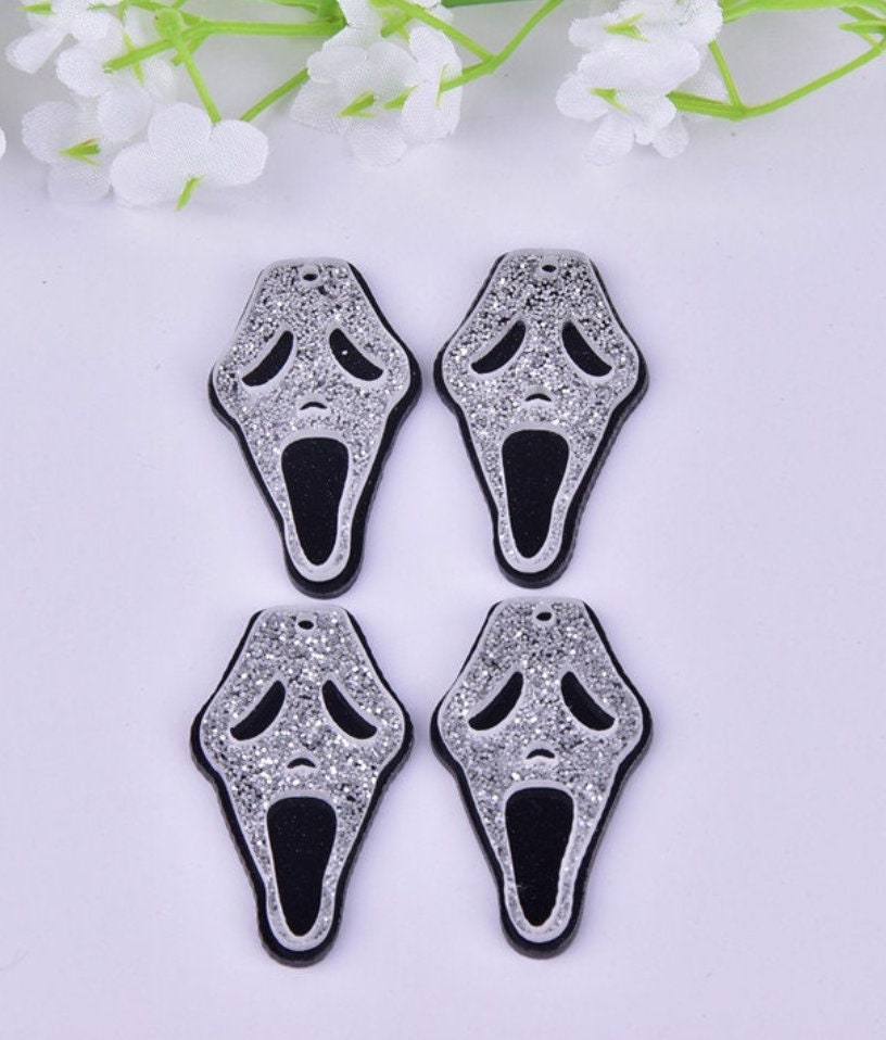 Skull Evil Acrylic Charms | Ghost Face Horror Charm | Spooky Pendant | Ref: P67 - Image 2